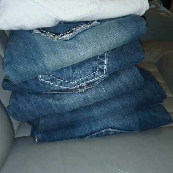 7 pairs of Miss Me jeans size 28 - Picture 5 of 11